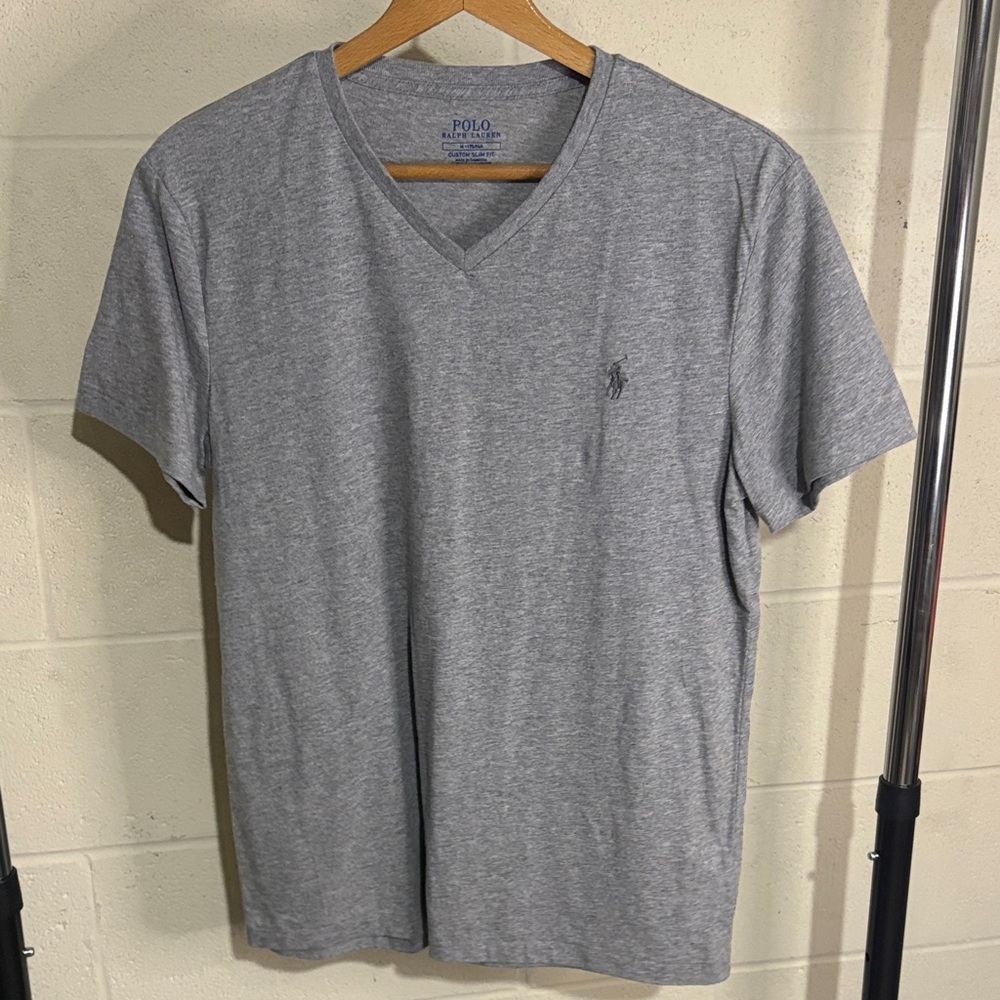 Polo by Ralph Lauren Heather Gray V-Neck Tee medium men’s